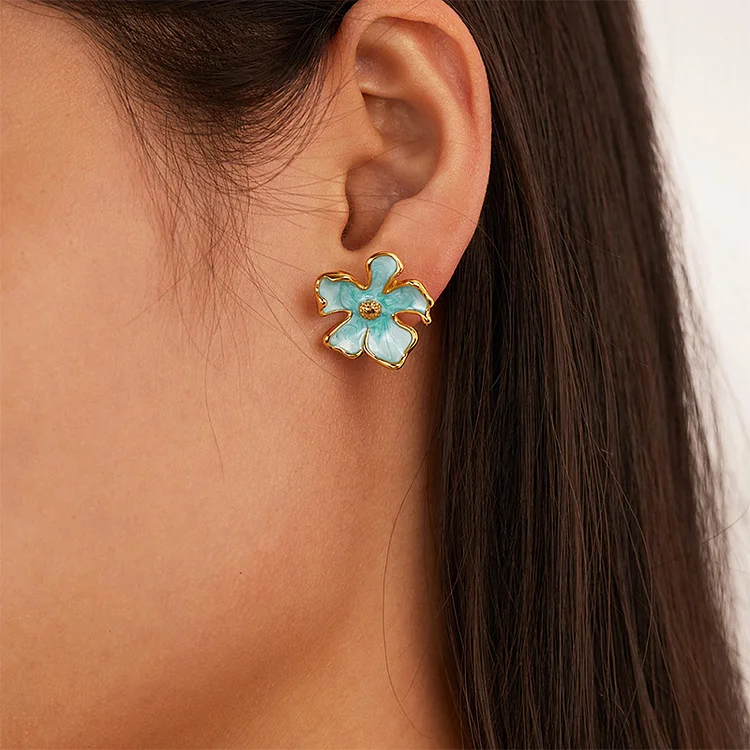 Blue flower vacation earrings