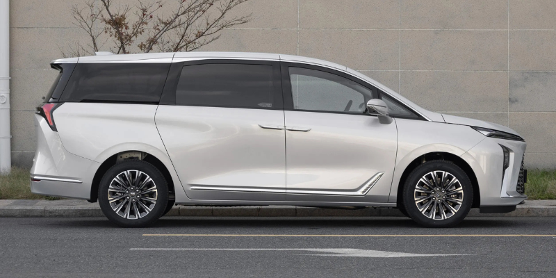 Buick GL8 ES Rear Design