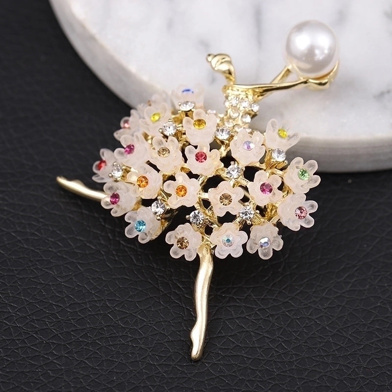 Elegant Glam Pin Geometric Alloy Plating Inlay Artificial Pearls Rhinestones Shell Women’s Brooches