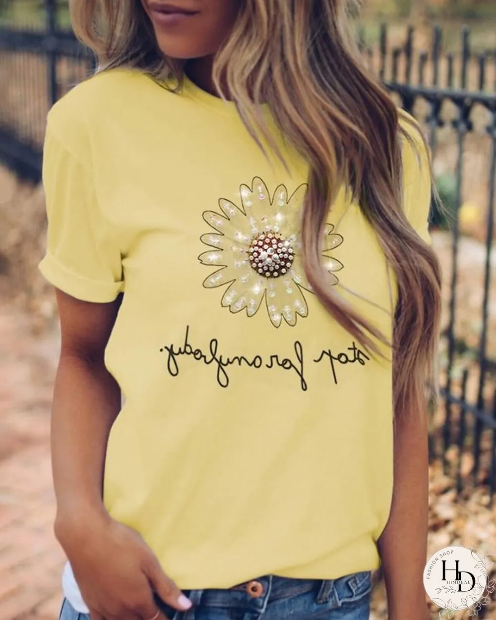 Letter Pattern Studded Beaded Casual T-shirt P13200