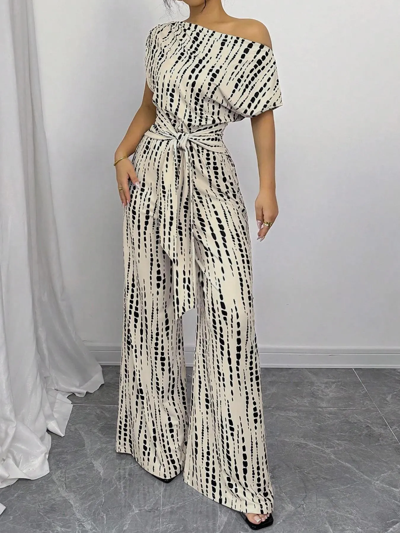 Women's All Over Print Leopard Tie Front Loose Jumpsuit, Casual Asymmetrical Neck Jumpsuit for Spring & Fall, Women's Clothes for Daily Wear Women's All Over Print Leopard Tie Front Loose Jumpsuit, Casual Asymmetrical Neck Jumpsuit for Spring & Fall, Women's Clothes for Daily Wear