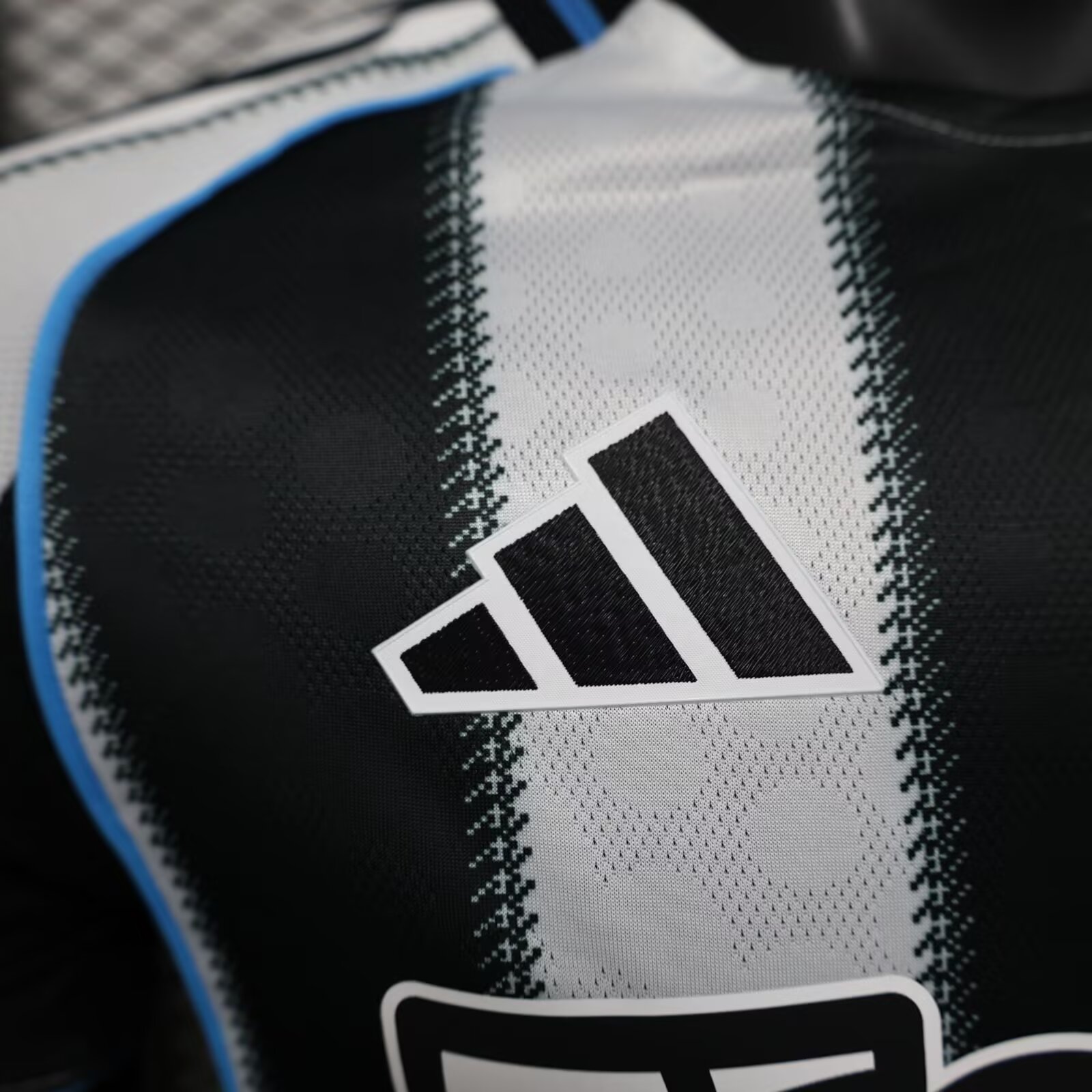 25/26 Newcastle Home Player Version Football Shirt 1:1 Thai Quality