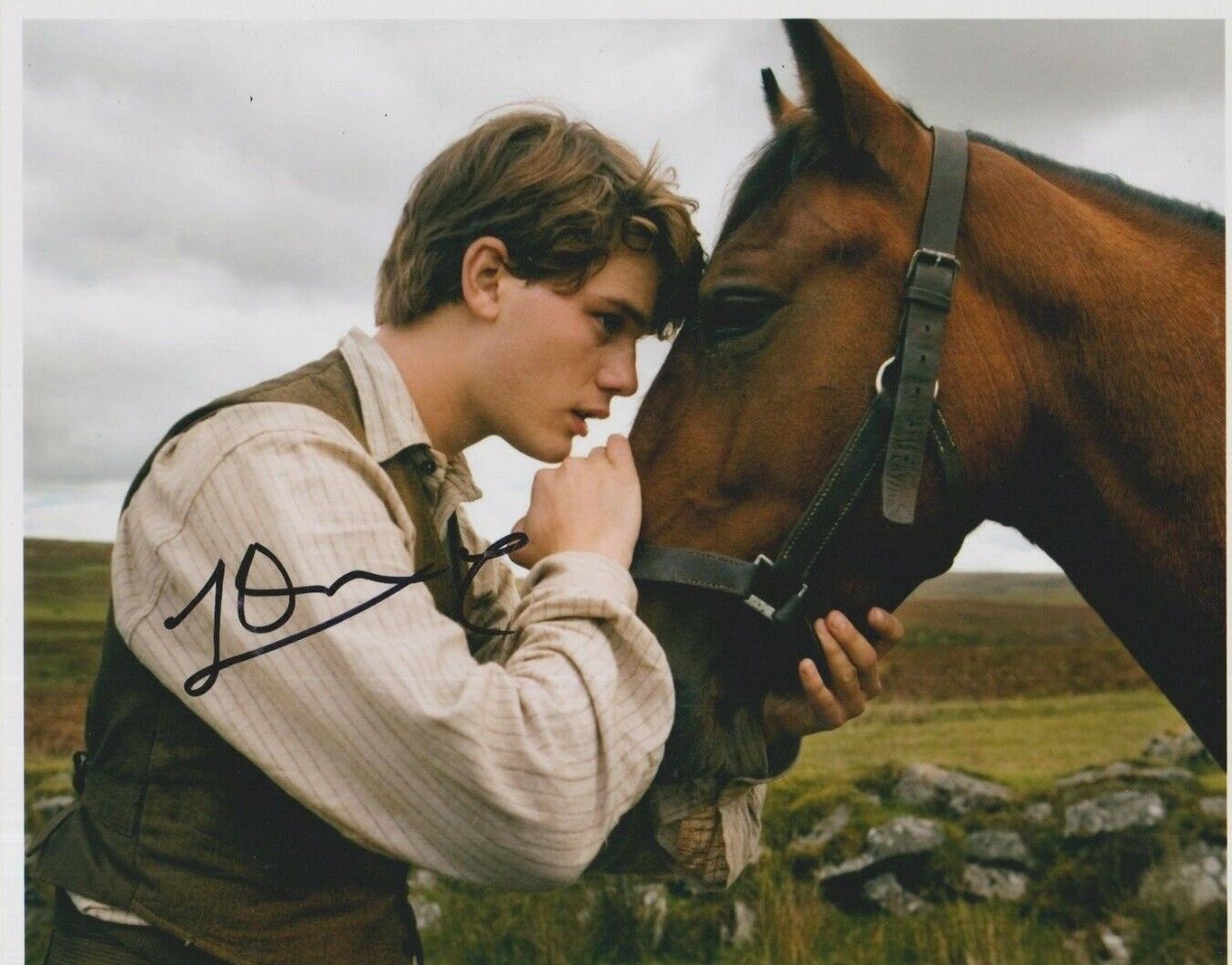 Jeremy Irvine **HAND SIGNED** 8x10 Photo Poster painting ~ War Horse ~ AUTOGRAPHED