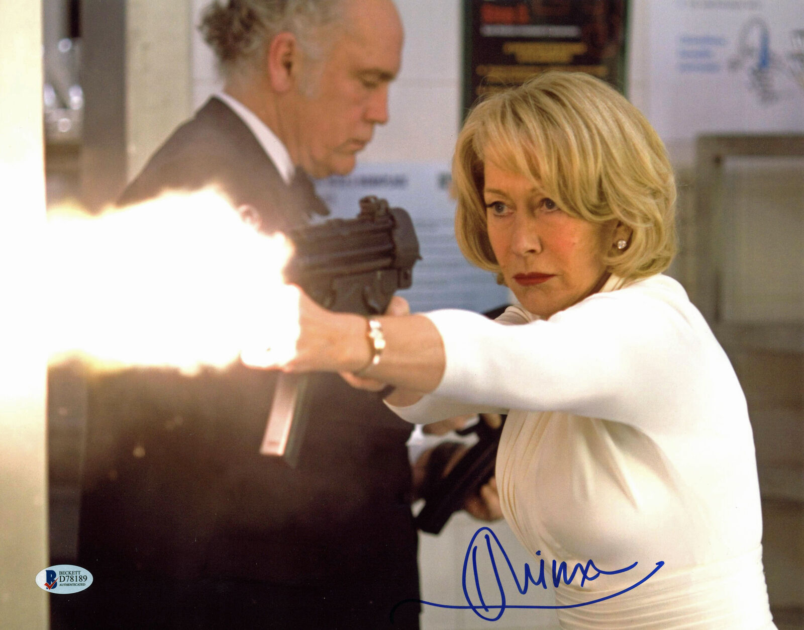 Helen Mirren Red Authentic Signed 11x14 Photo Poster painting Autographed BAS #D78189