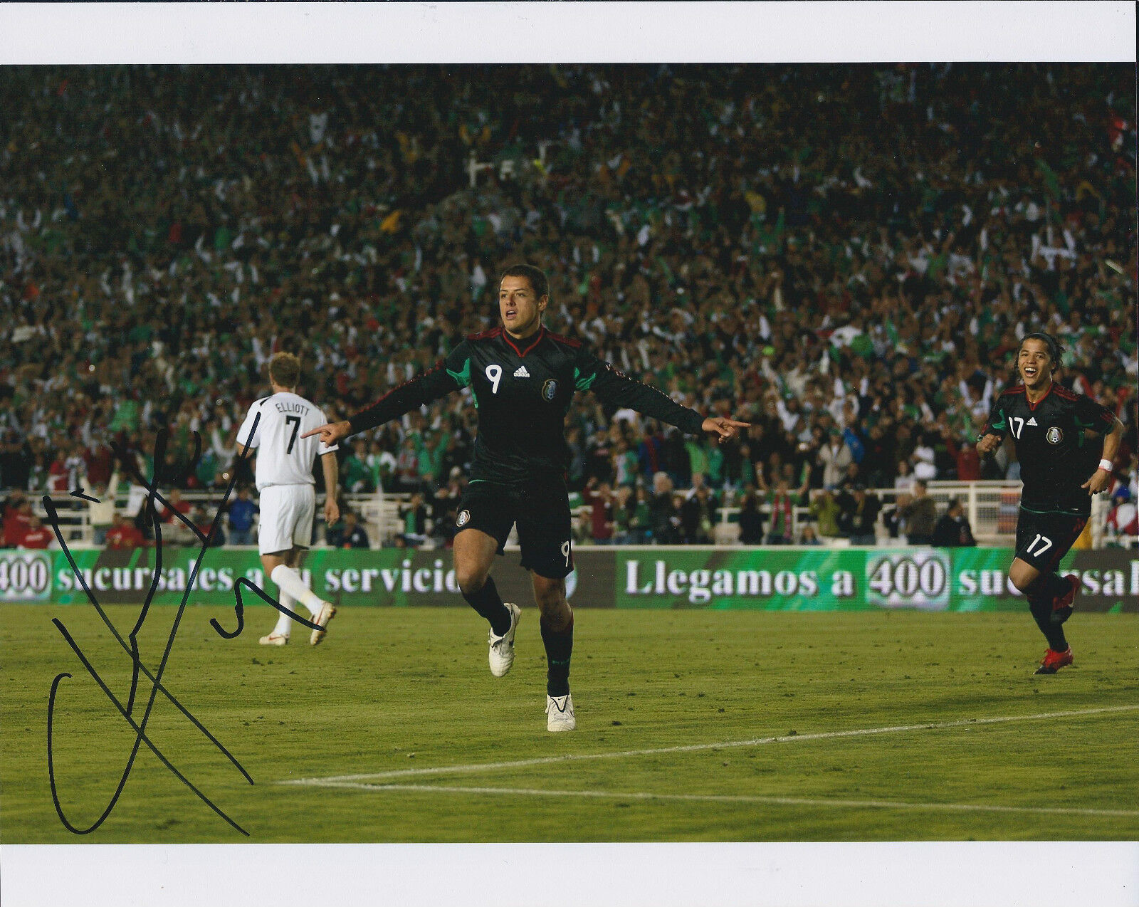 Chicharito - Javier Hernandez SIGNED Man United 10x7 Photo Poster painting AFTAL COA MEXICO