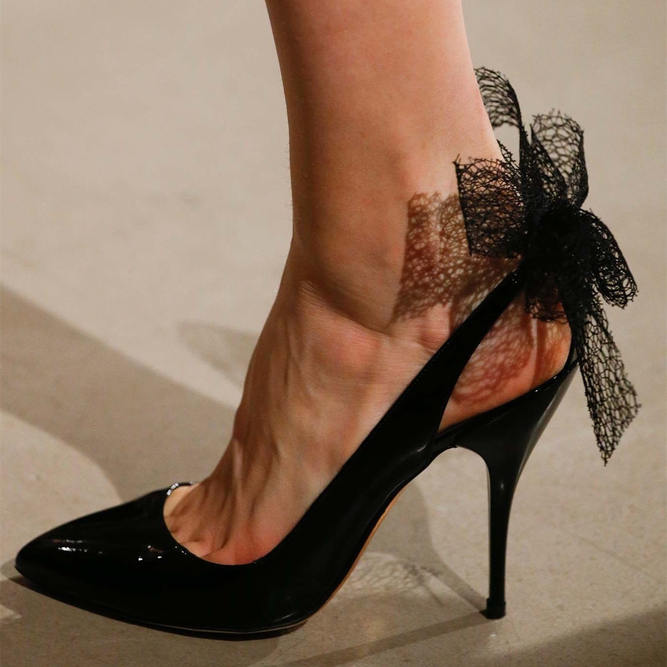 GOOSHOE Black Patent Leather Back Bow Heels Pointy Toe Pumps Office Shoes