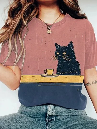 Women's Japanese Art Black Cat Chilling Coffee Art Print Casual T-Shirt