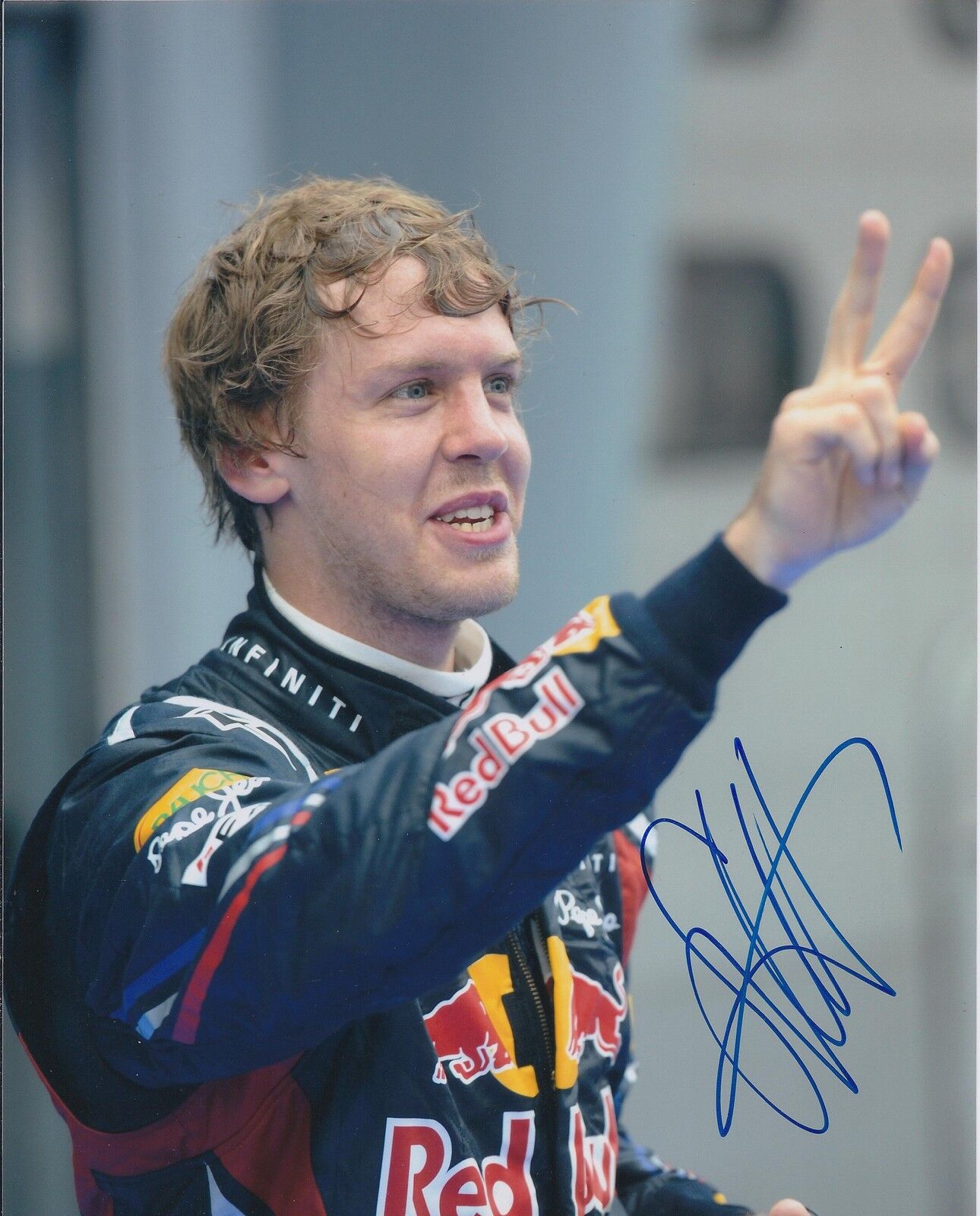 Sebastian VETTEL Rare SIGNED F1 Winner 10x8 Photo Poster painting Red Bull AFTAL Autograph COA