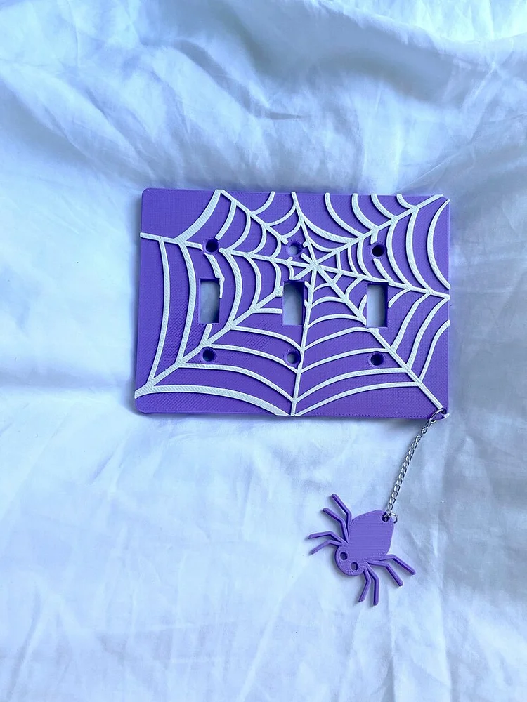 Spider Web Light Switch Cover (3toggle)