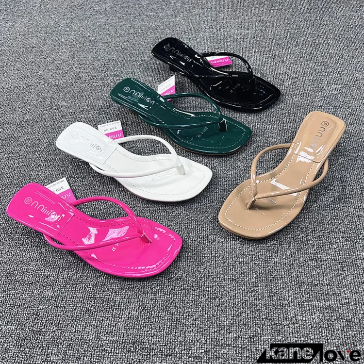 Fashionable Outerwear Flip Flops With High Heels