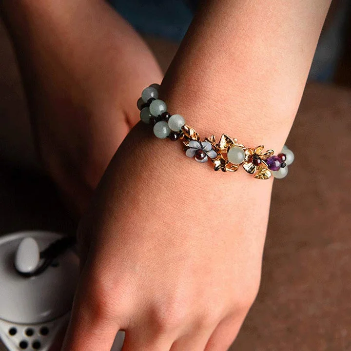 Garnet Bead Flower Petal Green Aventurine Luck Bracelet