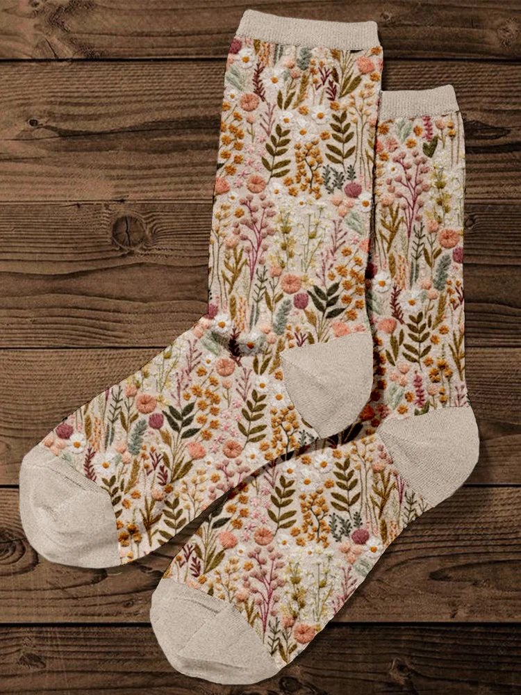 Comstylish Wildflower Meadow Floral Embroidery Art Comfy Socks