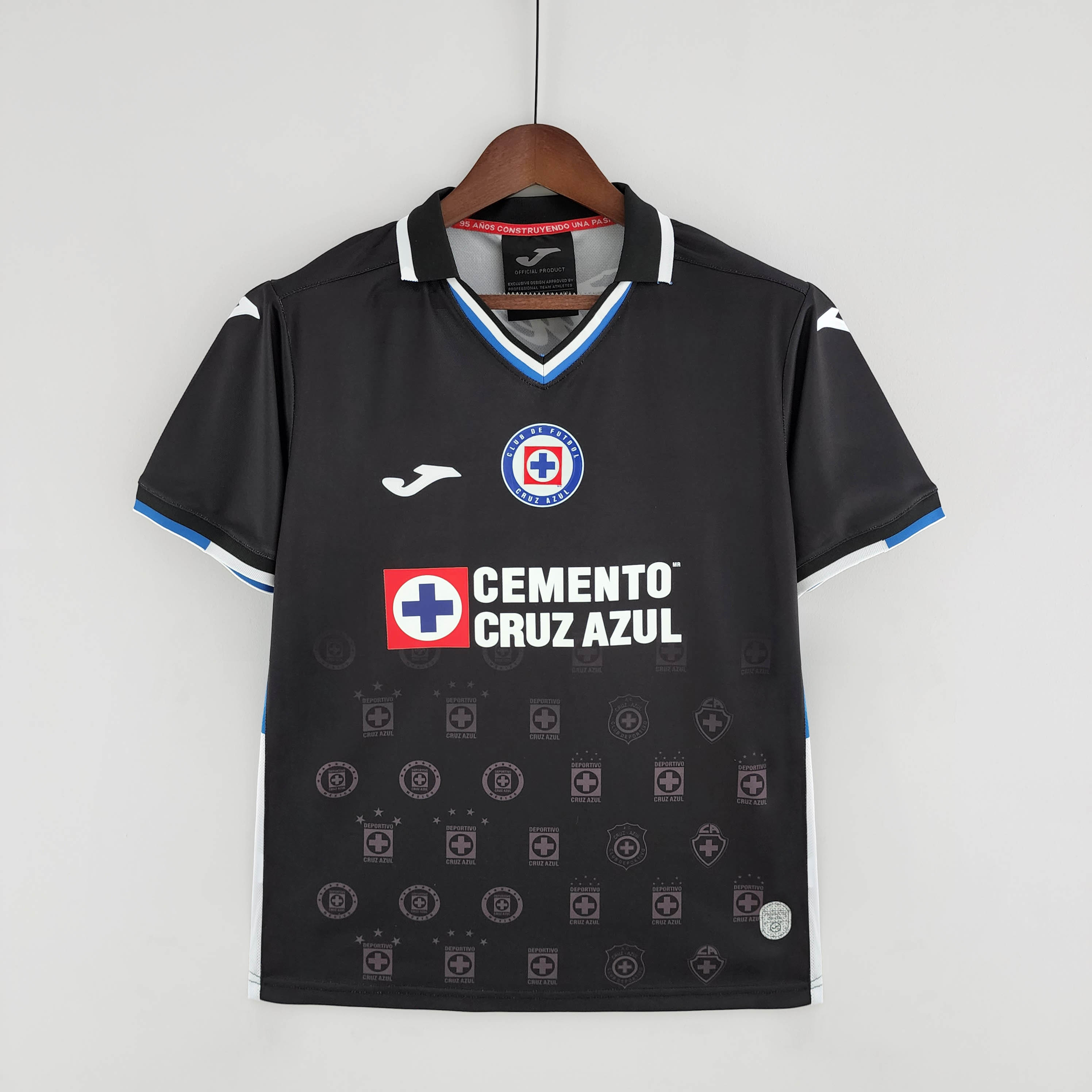 2022/23-3RD-CRU-FAN-A06458