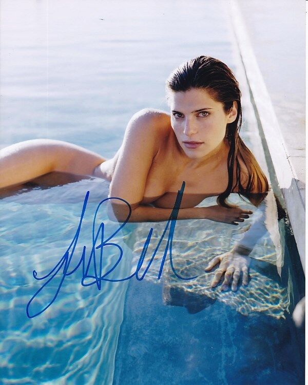 LAKE BELL signed autographed Photo Poster painting