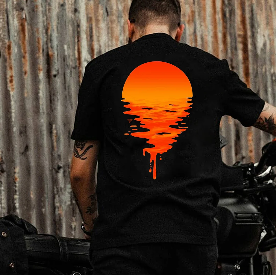 Sunset On The Sea Black Print T-shirt