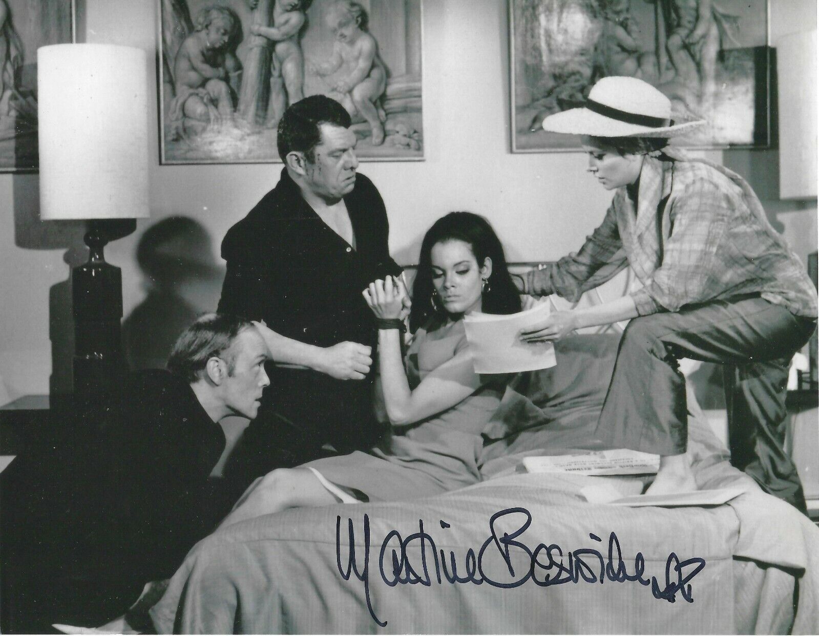 MARTINE BESWICK SIGNED 007 JAMES BOND 8x10 Photo Poster painting 4 - UACC & AFTAL RD AUTOGRAPH