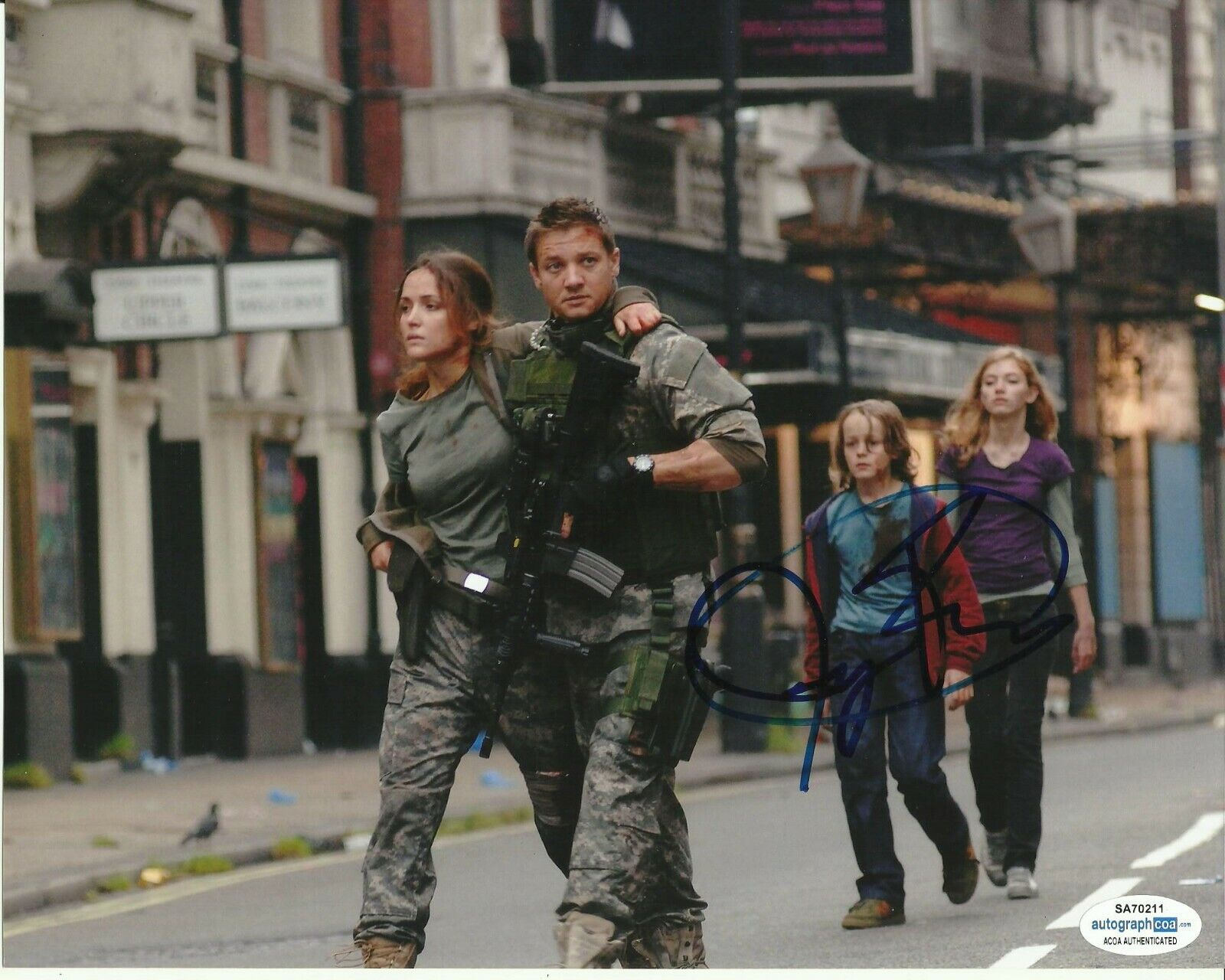 JEREMY RENNER SIGNED 28 WEEKS LATER Photo Poster painting UACC REG 242 ALSO ACOA CERTIFIED