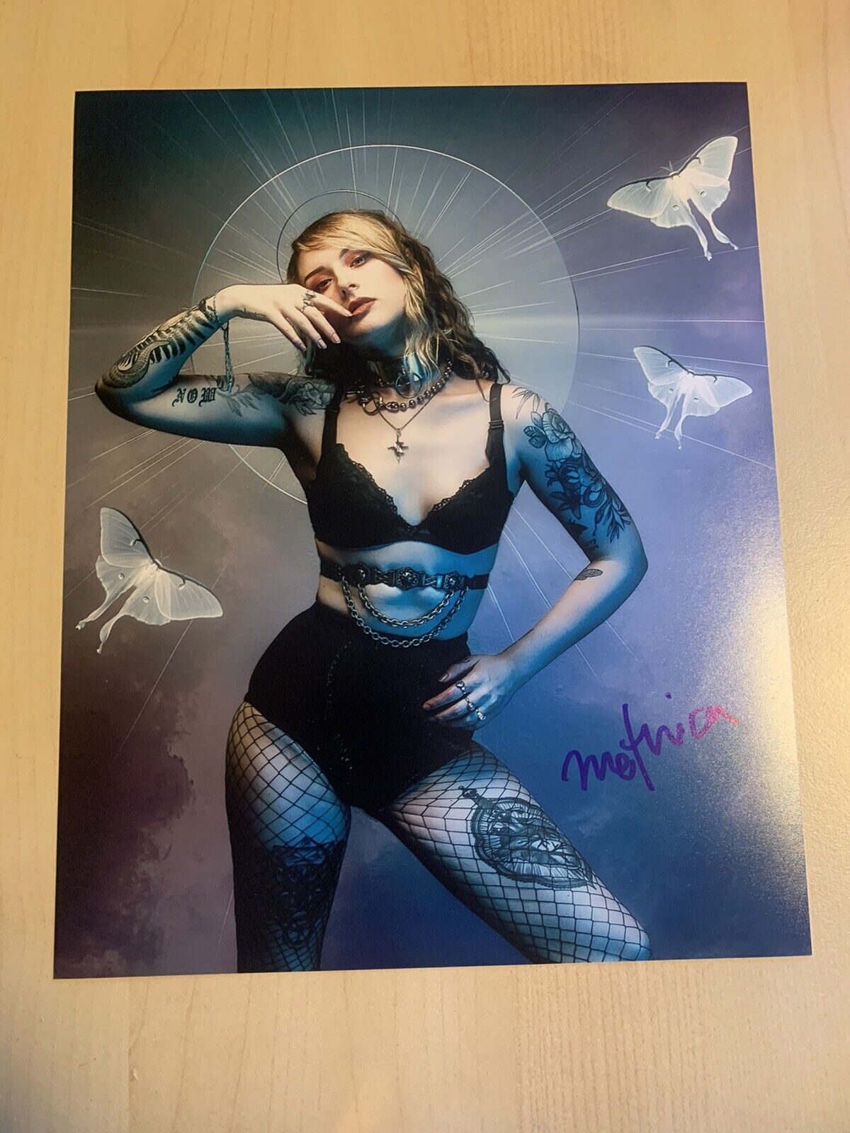 MOTHICA HAND SIGNED 8x10 Photo Poster painting POP STAR SINGER AUTOGRAPHED AUTHENTIC COA