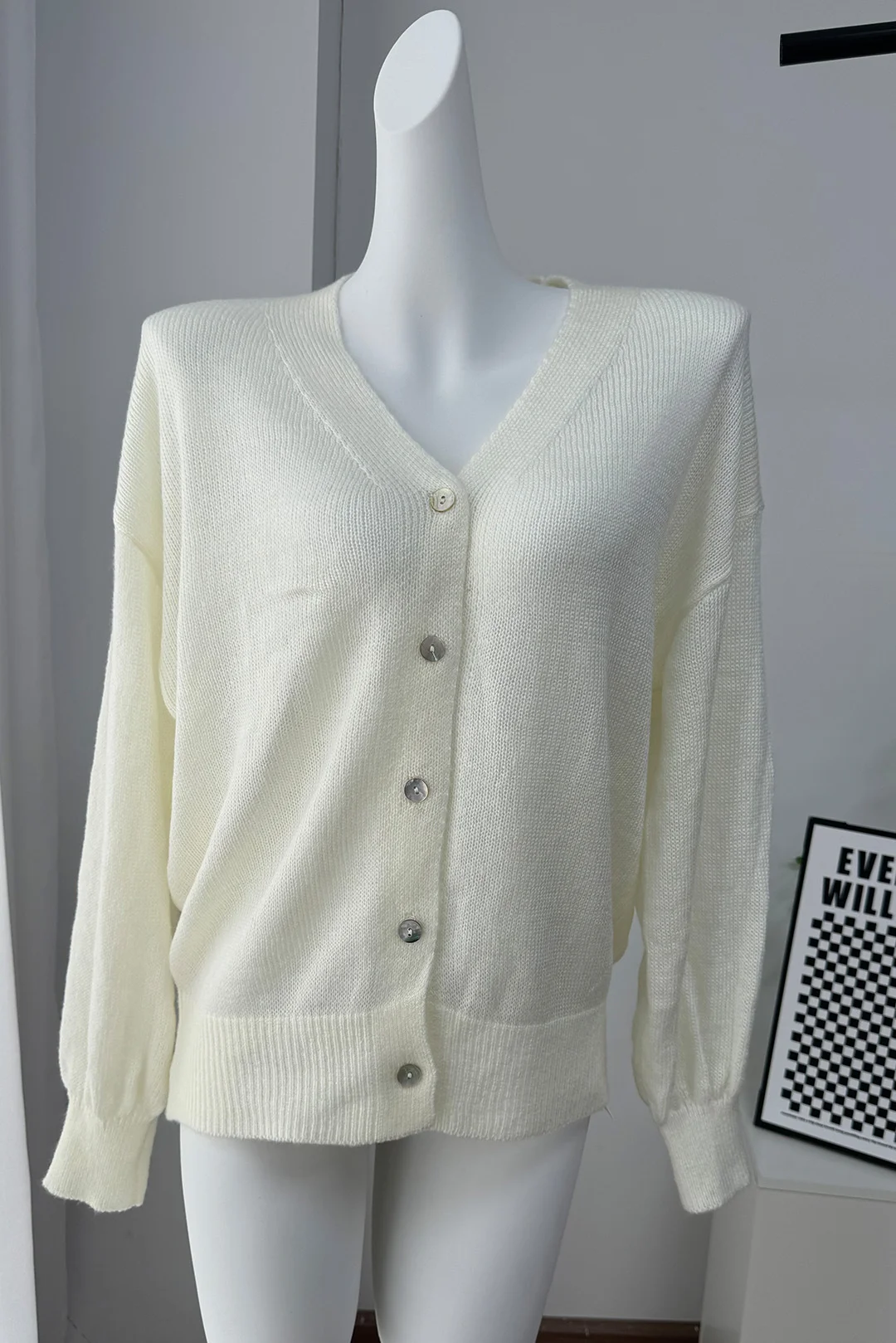 Athvotar Athvotar New Soft Horse Hair V-Neck Hollow Open Shirt Femininity Lazy Wind Buckle Lantern Sleeve Sweater Coat