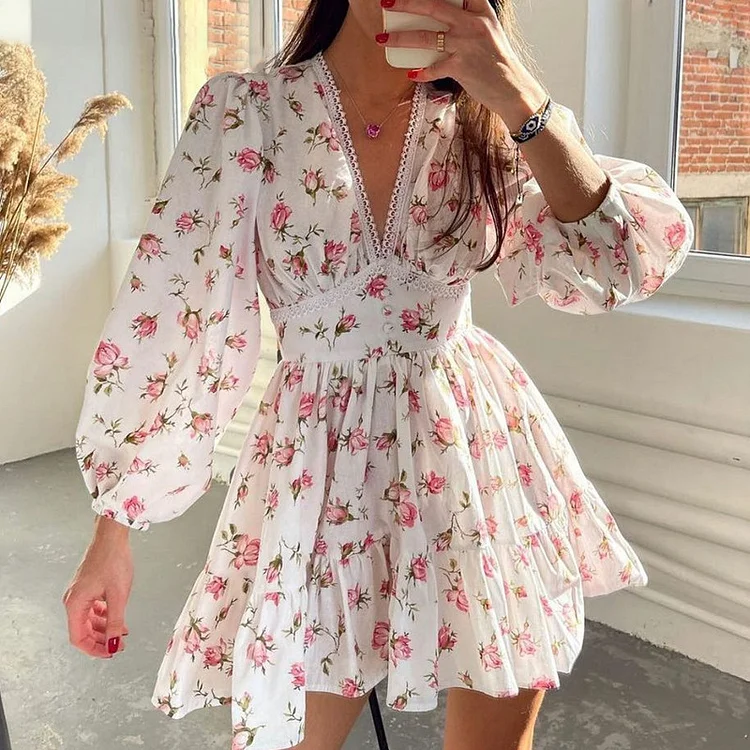Fashion Sexy Temperament Sweet Print V-neck Lace Mini Dress
