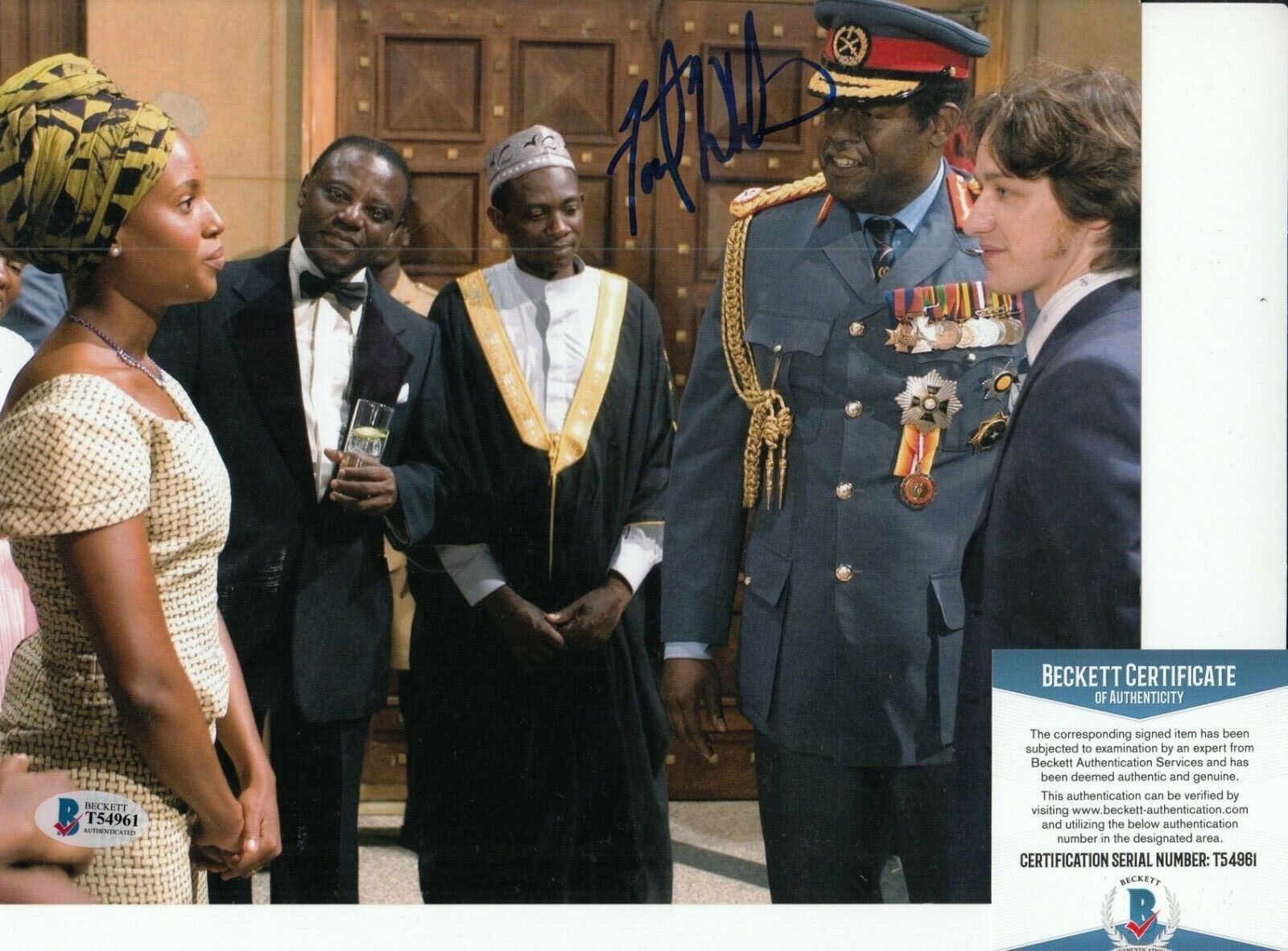 FOREST WHITAKER signed (THE LAST KING OF SCOTLAND) 8X10 Photo Poster painting BECKETT BAS T54961