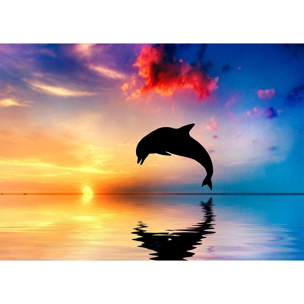 Дельфин на закате рисунок