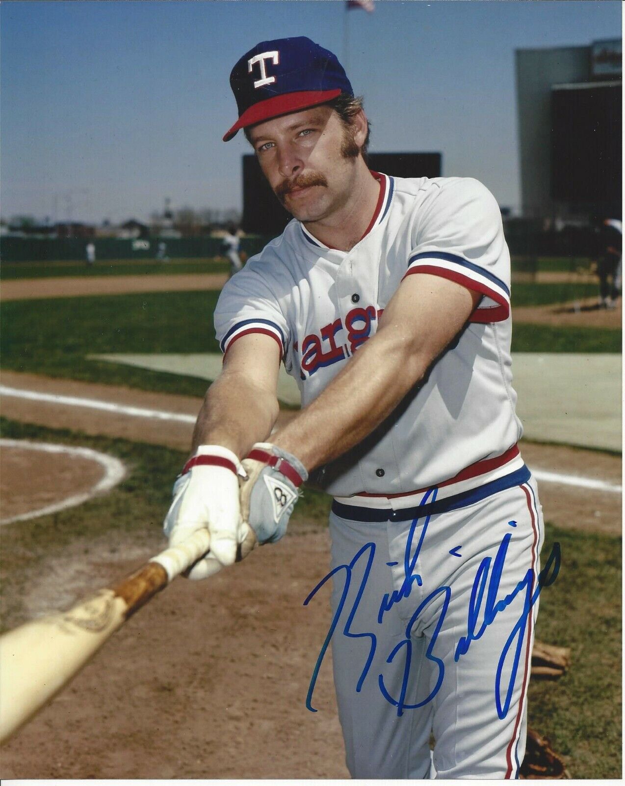 Rich Billings autographed 8x10 Texas Rangers In person #S848