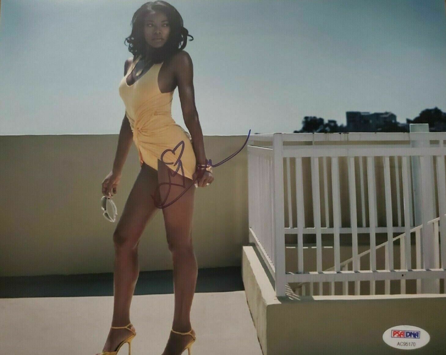 Sexy Gabrielle Union 8x10 Photo Poster painting PSA DNA Signed Autograph