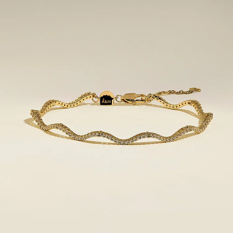 Scalloped Tennis Chain Bracelet in Gold