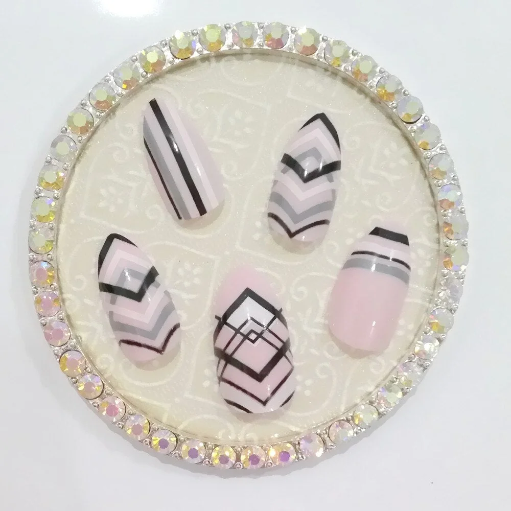 Dream Catcher Short Stiletto False Nails With Design Press On Artificial Fake Nails Tips DIY Full Cover Manicure Tool-Nail Inspo