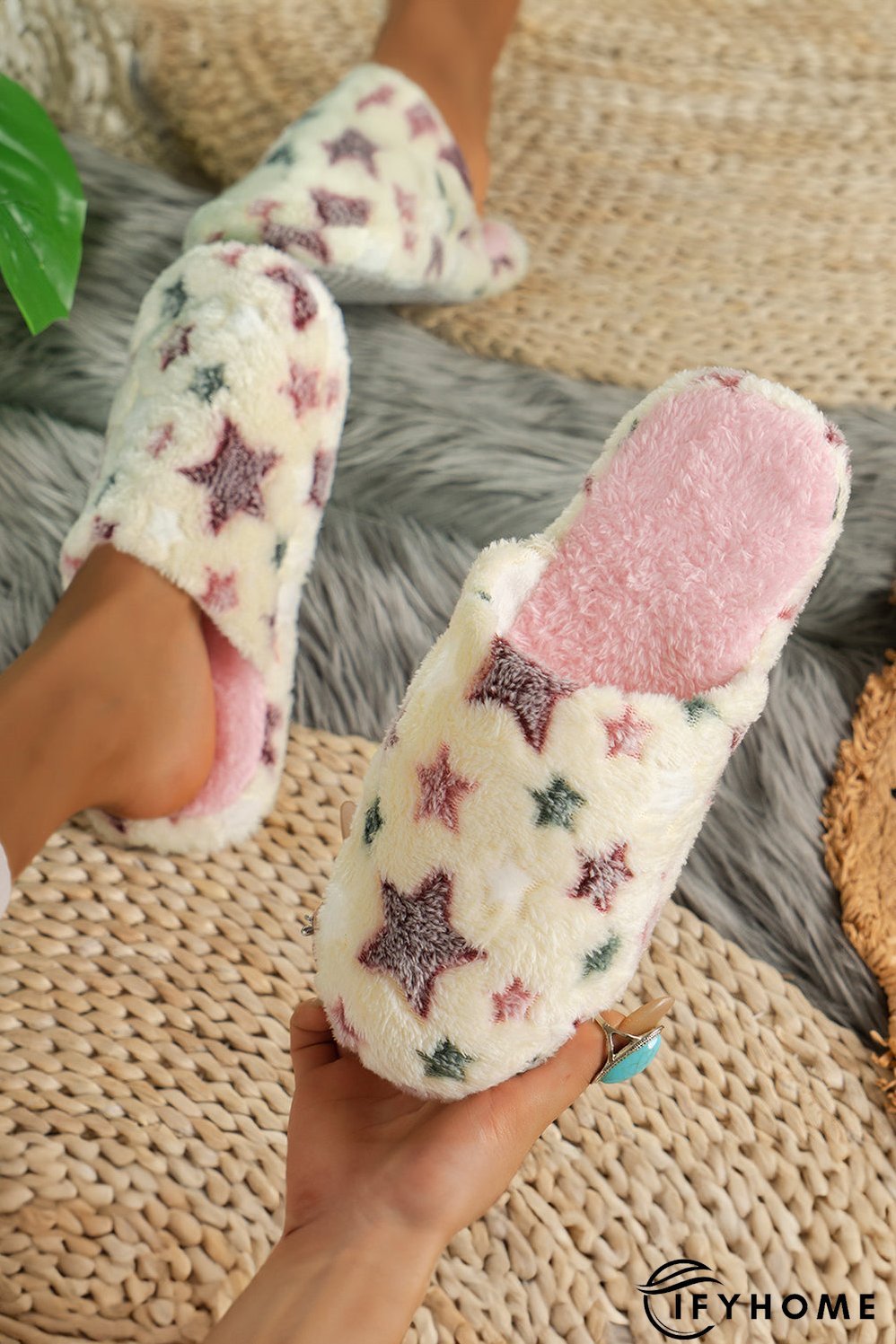 Pink Star Pattern Plush Home Slippers | IFYHOME