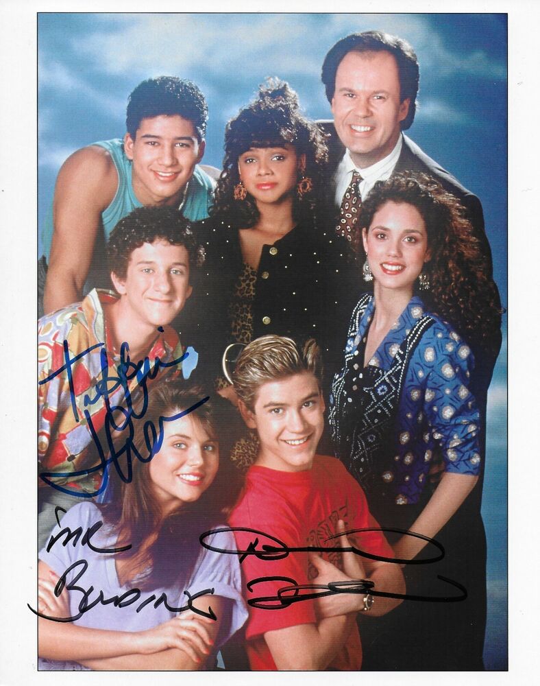 Tiffani Thiessen Dennis Haskins Saved By the Bell Signed Autographed 8X10 Photo Poster painting