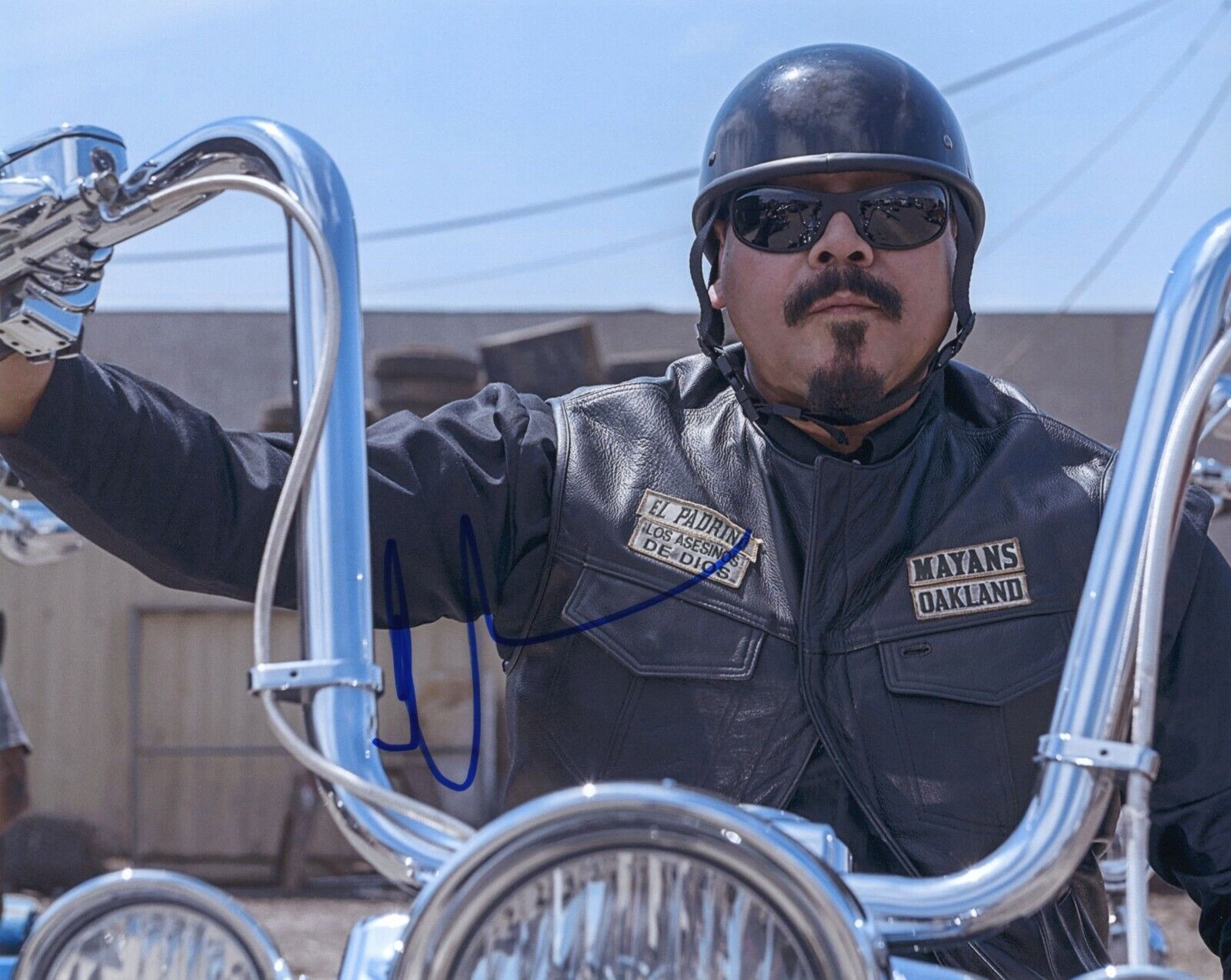 ~~ EMILIO RIVERA Authentic Hand-Signed MAYANS MC - Alvarez