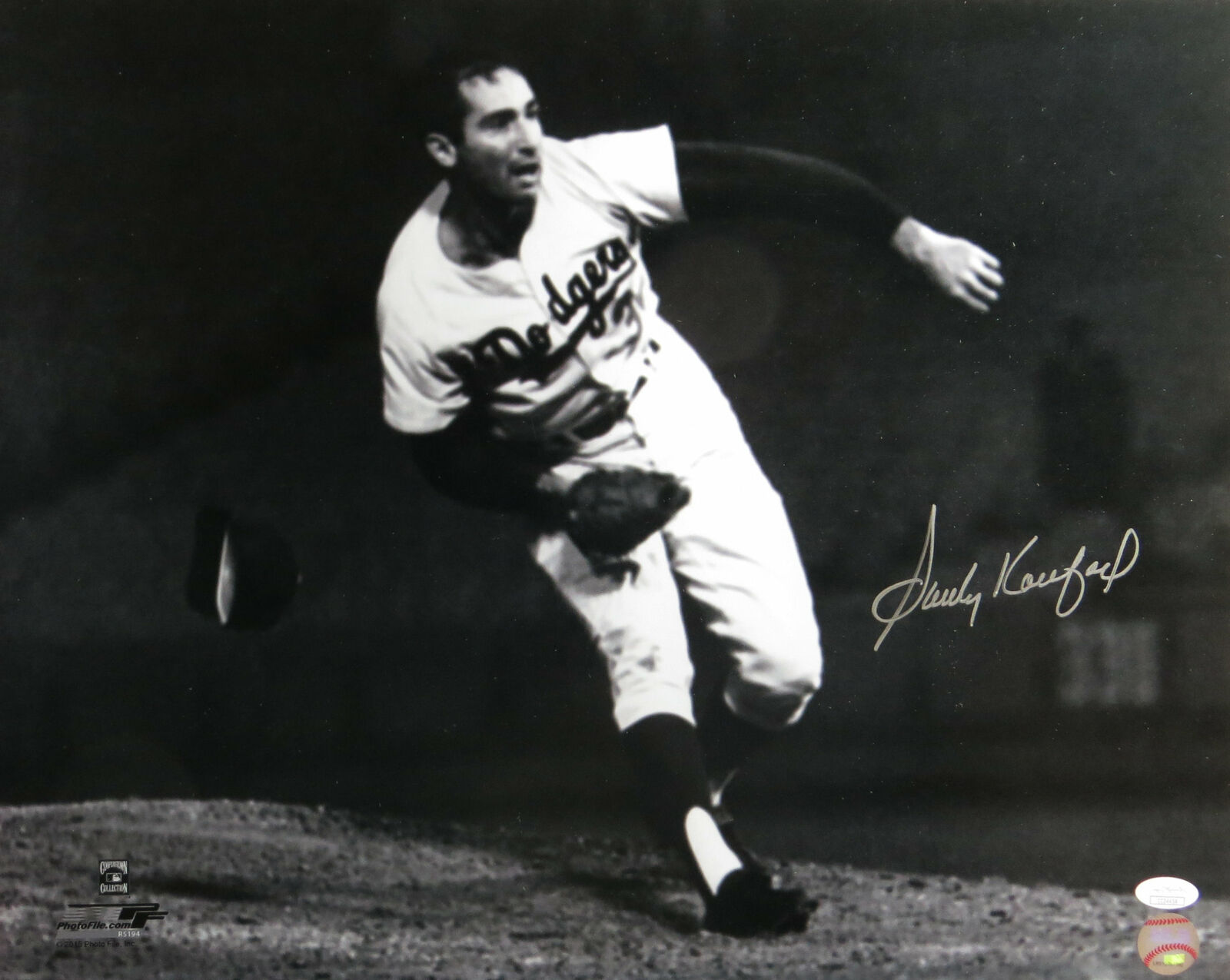 Sandy Koufax Signed Autographed 16X20 Photo Poster painting Last Out Pitching Perfect Game JSA