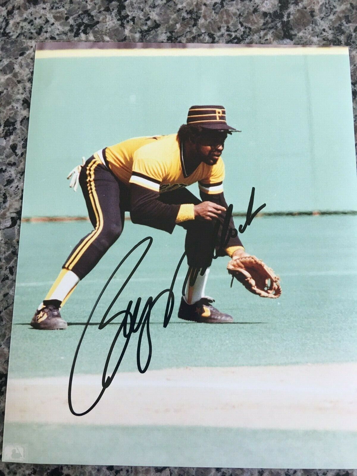 BILL MADLOCK PITTSBURGH PIRATES 1979 WORLD SERIES CHAMPS RARE SIGNED Photo Poster painting