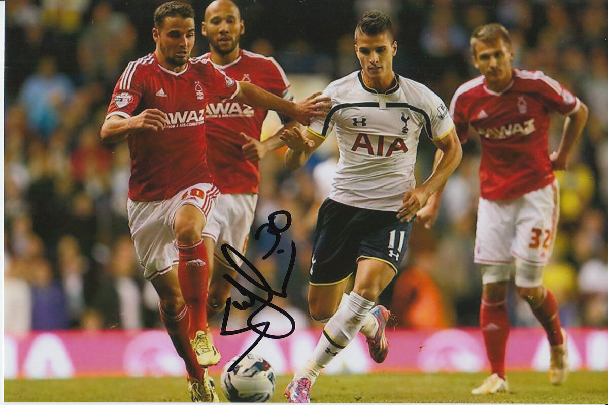 NOTTINGHAM FOREST HAND SIGNED STEPHEN MCLAUGHLIN 6X4 Photo Poster painting 3.