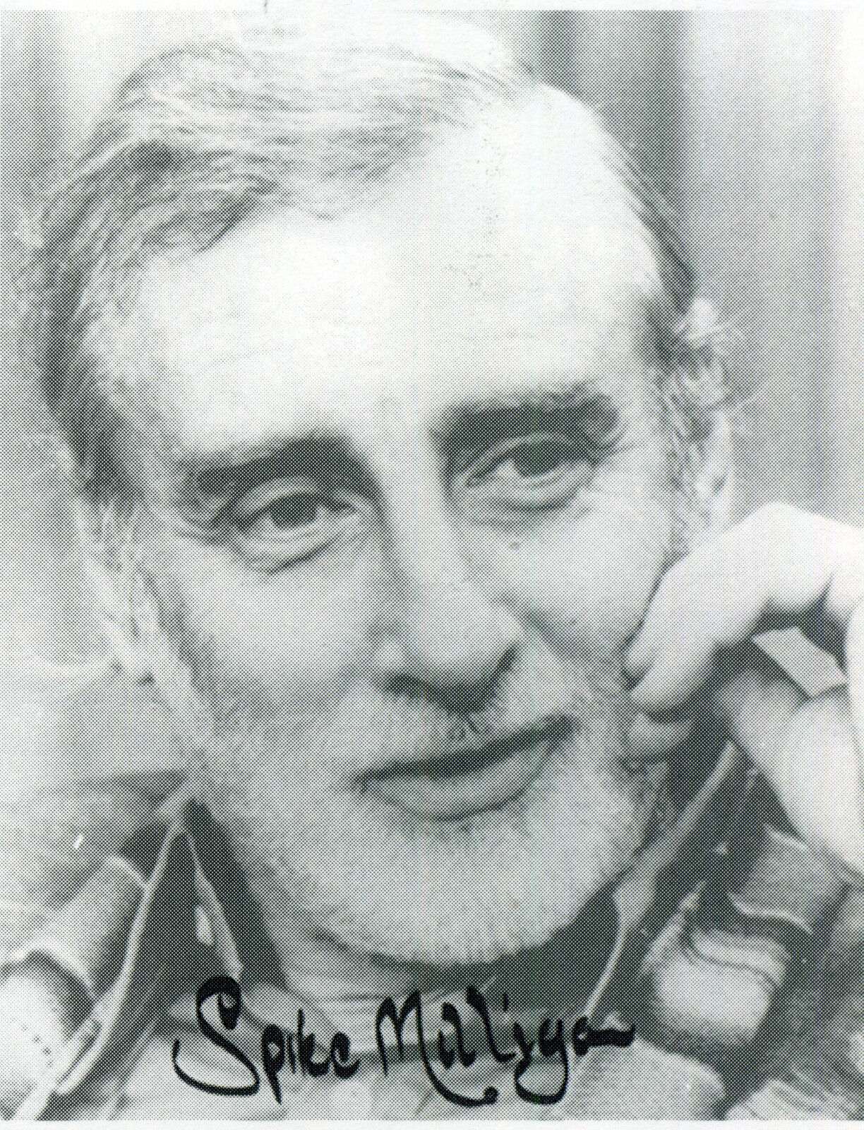 SPIKE MILLIGAN Signed Photo Poster paintinggraph - Film & TV Actor / Comedian - preprint