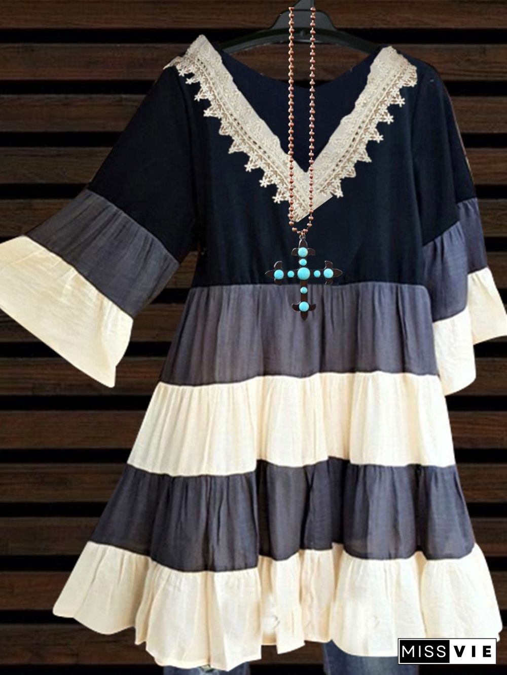 Women's Half Sleeve V-neck Colorblock Striped Top Dress