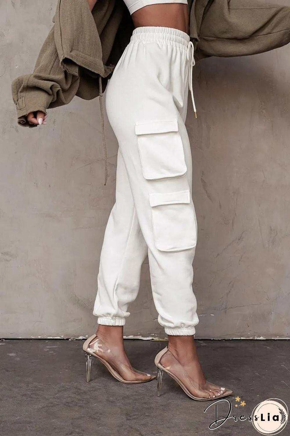Sporty Crop Top and Pocket Detail Jogger Tracksuit Pant Set