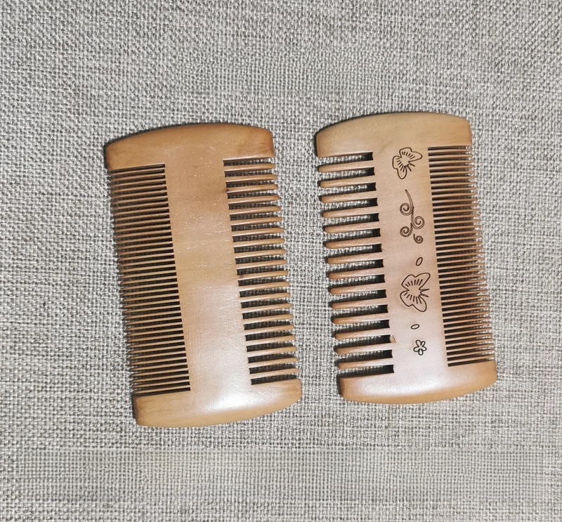 Beard Comb Pear Wood Grate Comb Wide Tooth Men’s Beard Comb Super Dense Tooth Peach Wood Comb Household