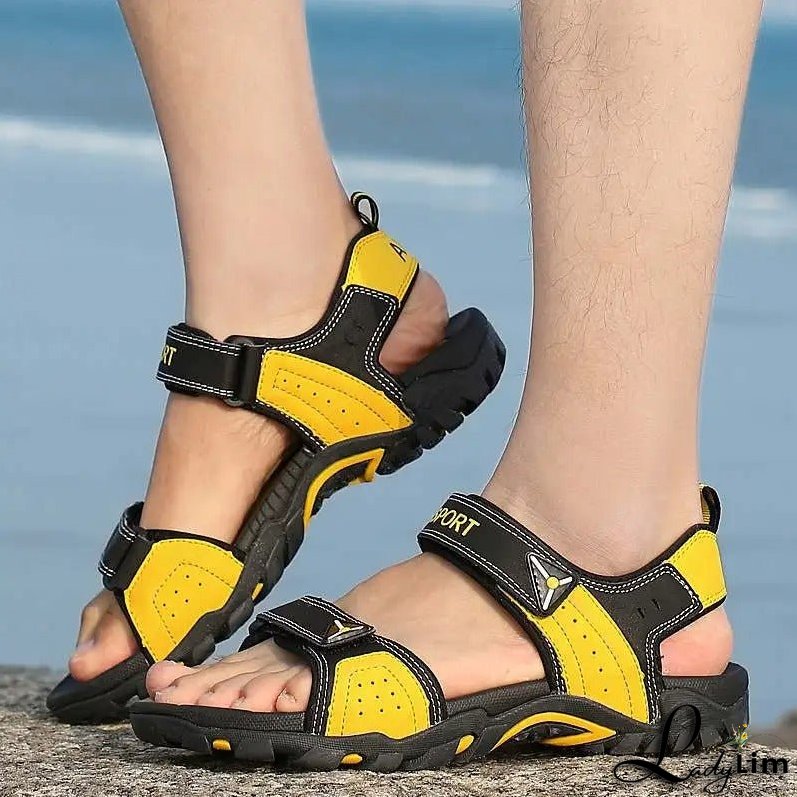 Tailored and Elegant winter Sandals