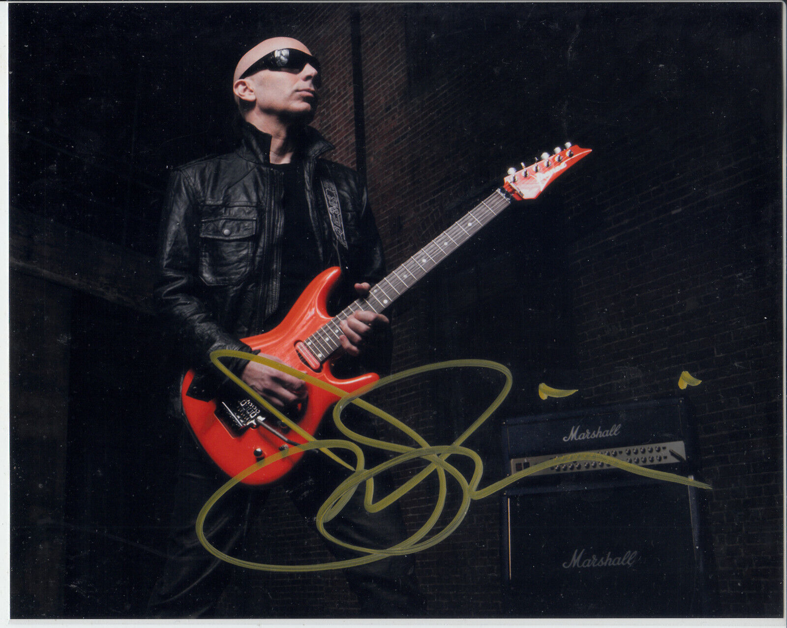 Joe Satriani great guitarist Autograph Signed 8 x10