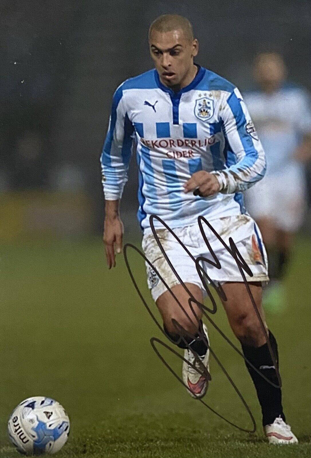 James Vaughan Genuine Hand Signed Huddersfield Town 6X4 Photo Poster painting