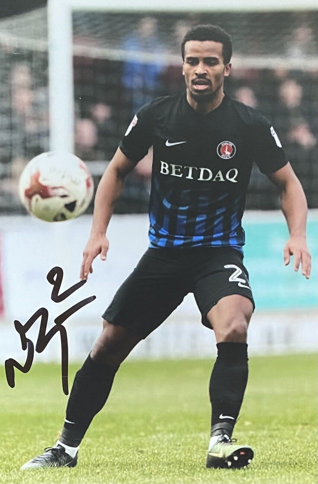 Nathan Byrne Genuine Hand Signed Charlton Athletic 6X4 Photo Poster painting