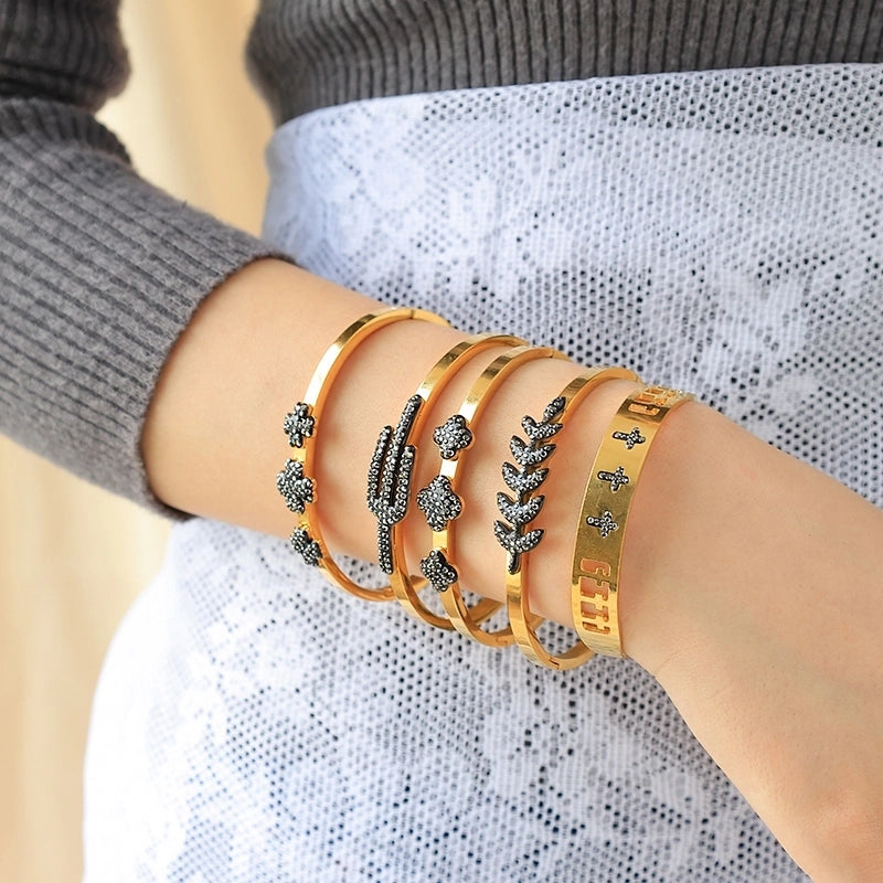 Elegant Streetwear Commute Cactus Cross Flower 304 Stainless Steel 14K Gold Plated Zircon Bangle In Bulk
