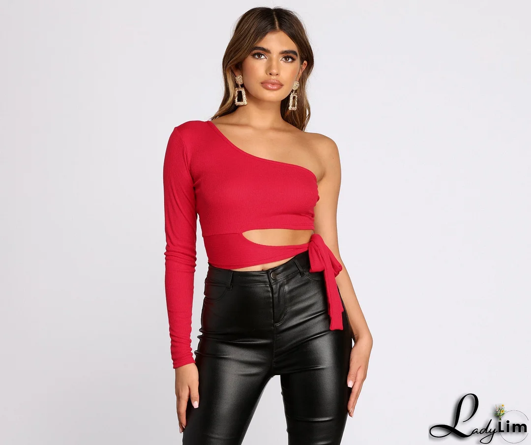 Single Sleeve Ribbed Crop Top