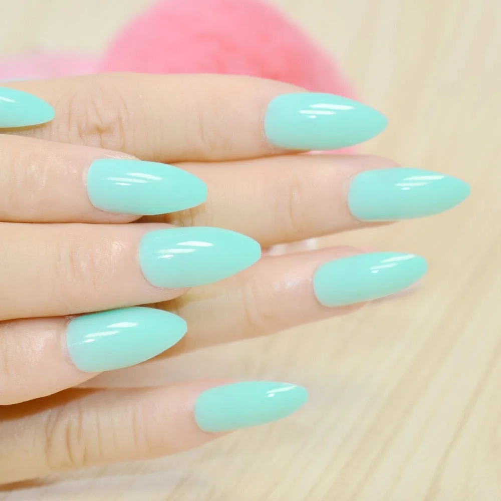 Dusty Cedar Fashion Stiletto False Nails Pointed Sharp Candy Red Fake Nails for daily wear On the Nail Tree 24pcs-Nail Inspo