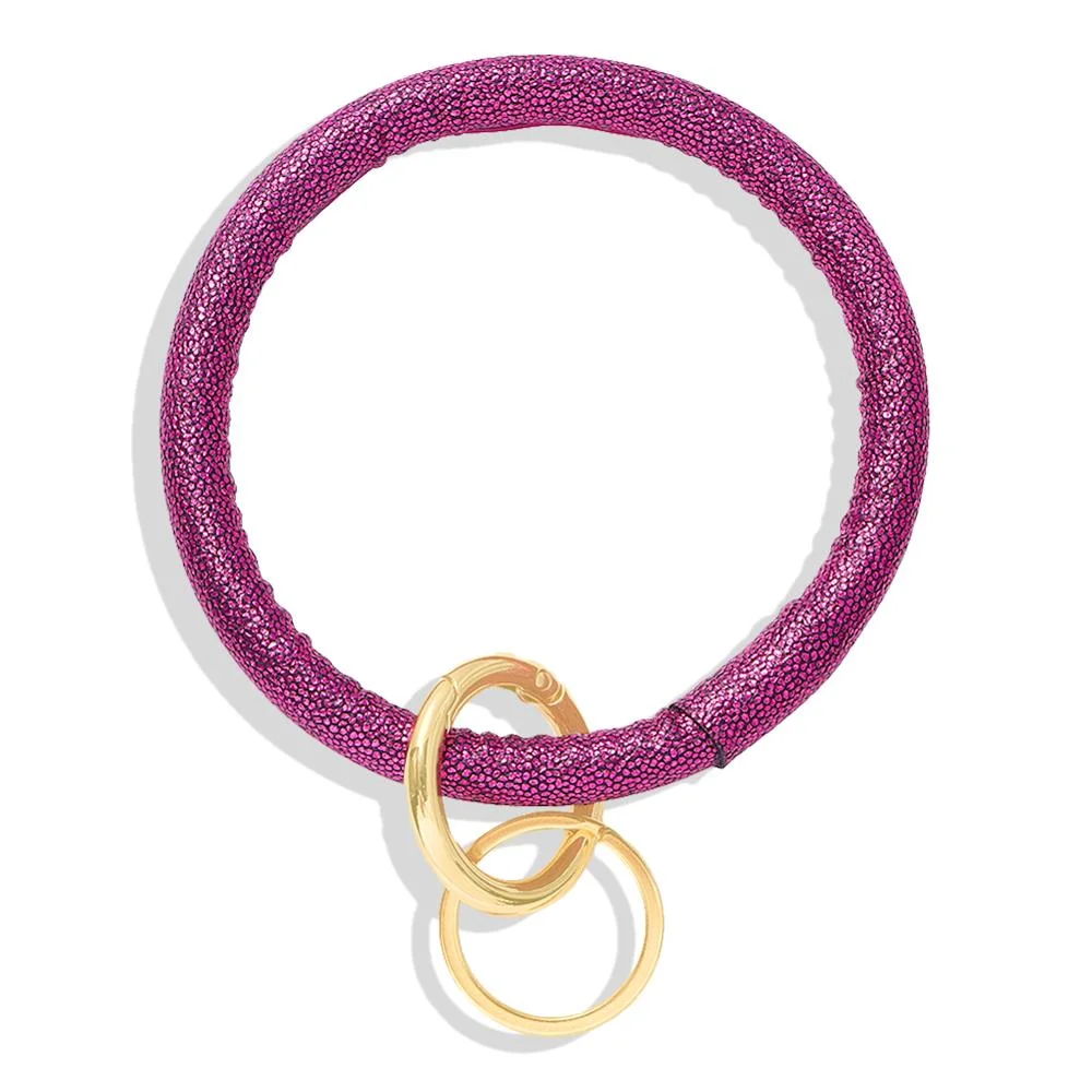 Dvacaman Hot Sale Big O Shaped Silicone Loop Wrist Key Ring Keychain with Gold O Clasp Round Key Wrist Strap Accessory Wholesale