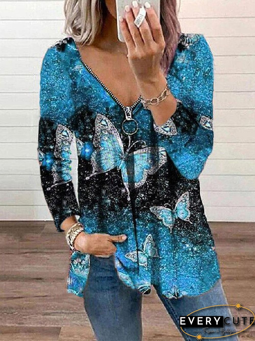 Printed V neck Long Sleeve Casual T-shirt