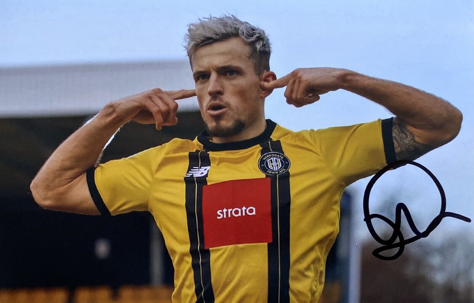 Joshua March Genuine Hand Signed Harrogate Town 6X4 Photo Poster painting 2